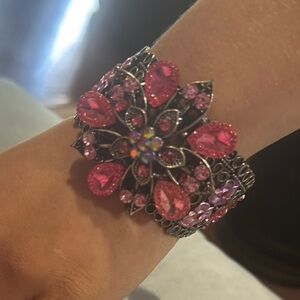 Pink Floral Crystal Bracelet with Silver-Toned Metalwork